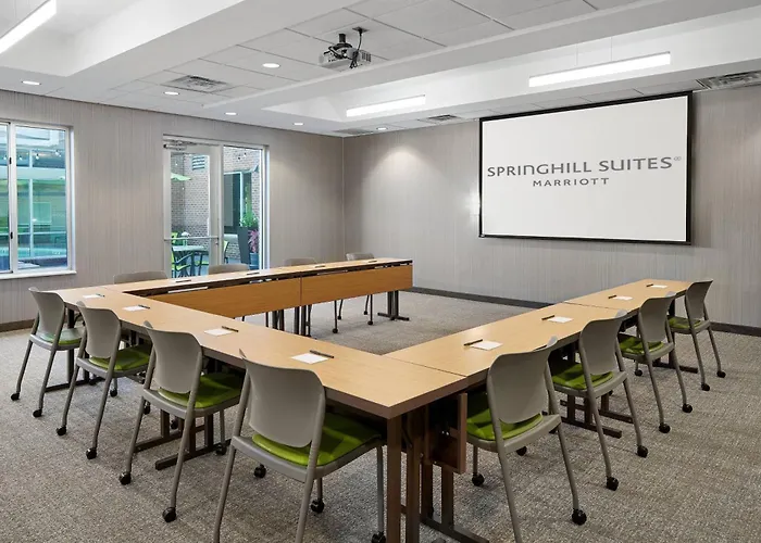 Springhill Suites By Marriott Roanoke